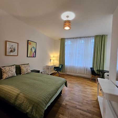 Central Chambers Suites - Suite 1 لييك المظهر الخارجي الصورة