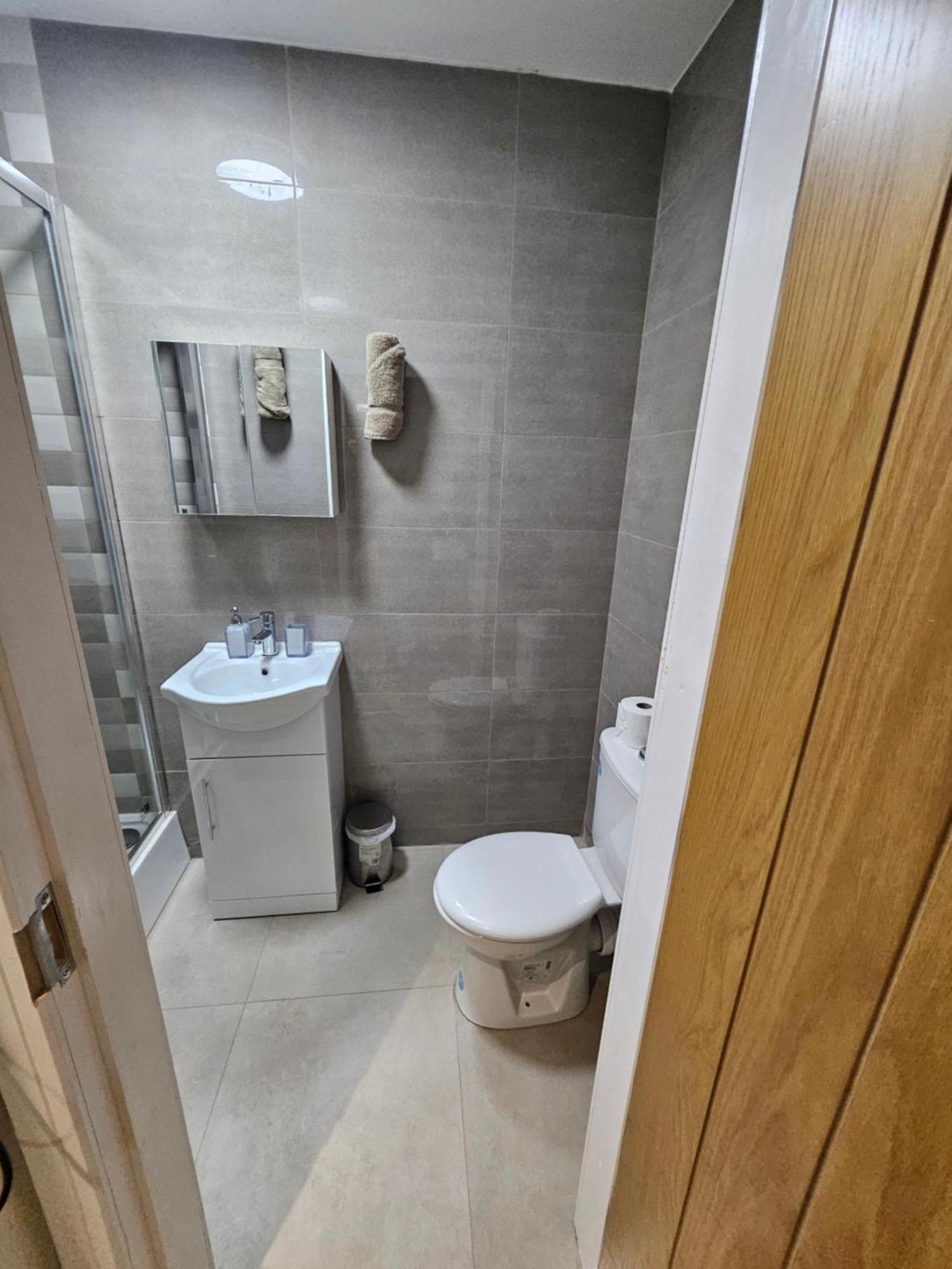 Central Chambers Suites - Suite 1 لييك المظهر الخارجي الصورة